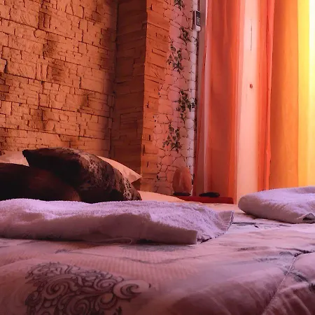 Bed & Breakfast Camelot 3*