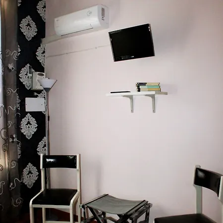 Camelot Bed & Breakfast