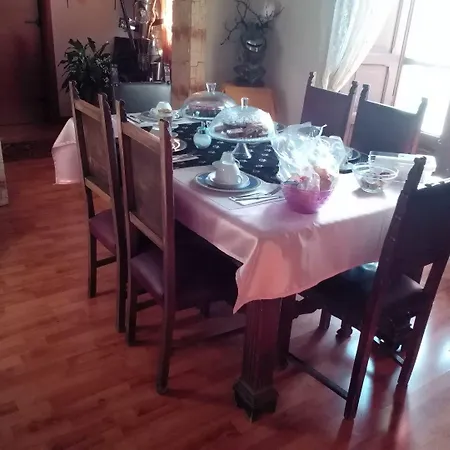 Bed & Breakfast Camelot