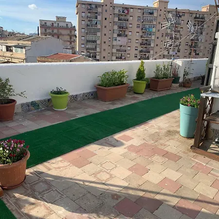 Camelot Bed & Breakfast 3*