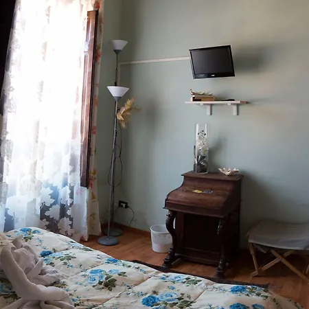 Bed & Breakfast Camelot 3*