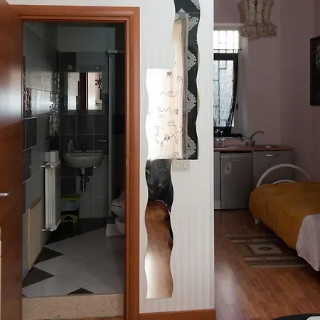 Bed & Breakfast Camelot 3*