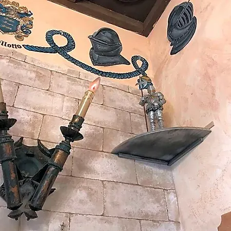 Oda ve Kahvaltı Camelot Palermo