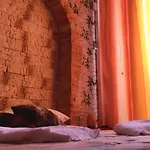 Bed and breakfast Camelot 3*