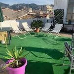Camelot Bed and breakfast 3*
